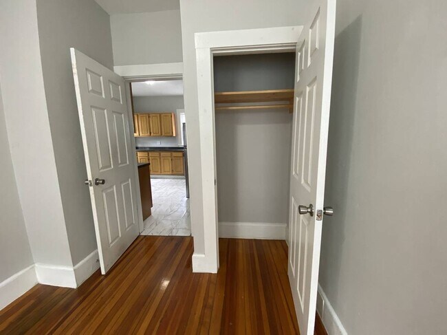 19 Roseclair St unit 3, Dorchester, MA 02125 - photo 3