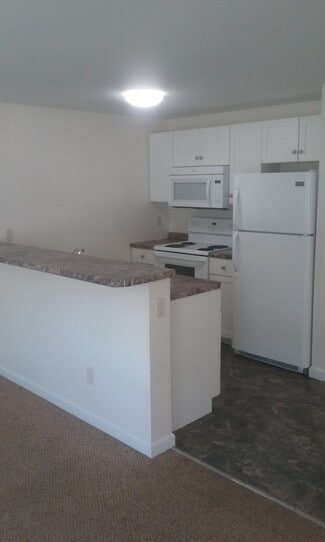 8 3rd St Unit 1, Lowell, MA 01850
