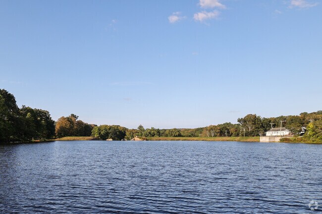 Higganum Reservoir State Park is a public recreation area occupying 147 acres.