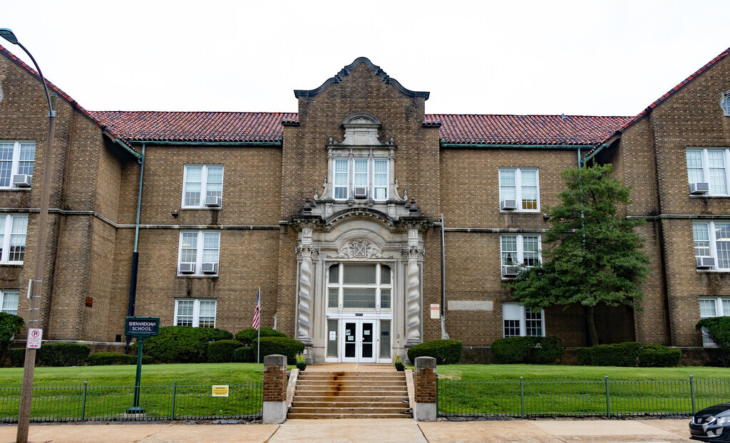Shenandoah Elementary School has a well-rounded curriculum.