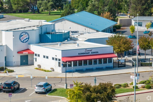 Sunset Elementary School is located in Livermore Valley, California.