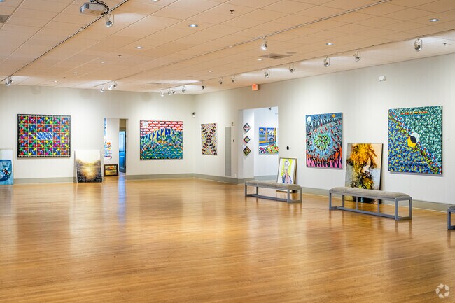 The Quinlan Visual Arts Center is one of several local museums found in the Gainesville area.