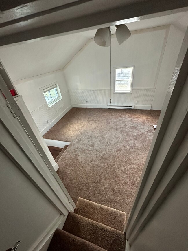 4 Shepard St unit 3, Westfield, MA 01085 - photo 2