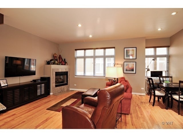 2429 N Clybourn Ave unit E, Chicago, IL 60614 - photo 7