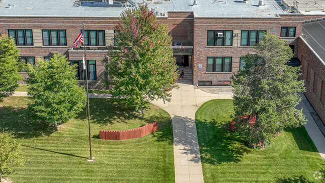 Send your younger students to Hampton Elementary in Milwaukee.