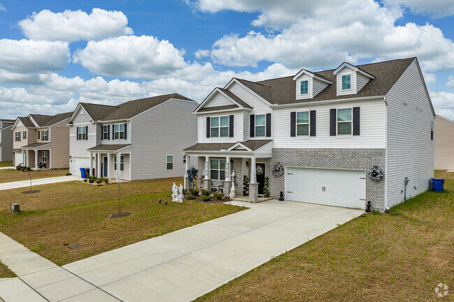 New developments in Seventy-First are an attractive option for growing families, providing modern housing choices in a family-friendly neighborhood.