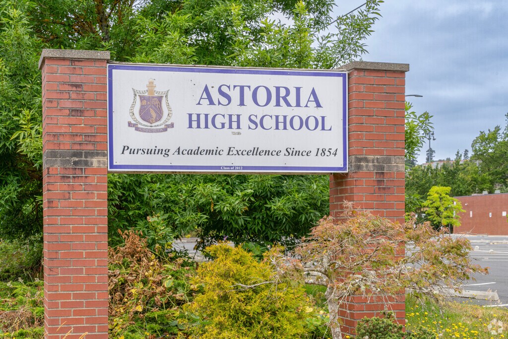 Astoria High School offers classes in horticulture, pottery and music production.