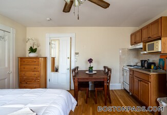 27 William St Unit 2, Cambridge, MA 02139