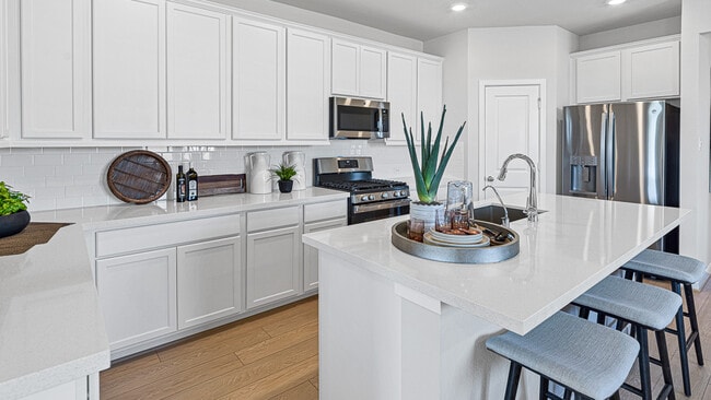 21934 Sam Raburn Dr, Tomball, TX 77375 - photo 2