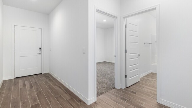 16053 S Rhiannon Michaela Place unit 36210987, Sahuarita, AZ 85629 - photo 3