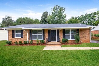 3511 Firestone Dr, Charlotte, NC 28216