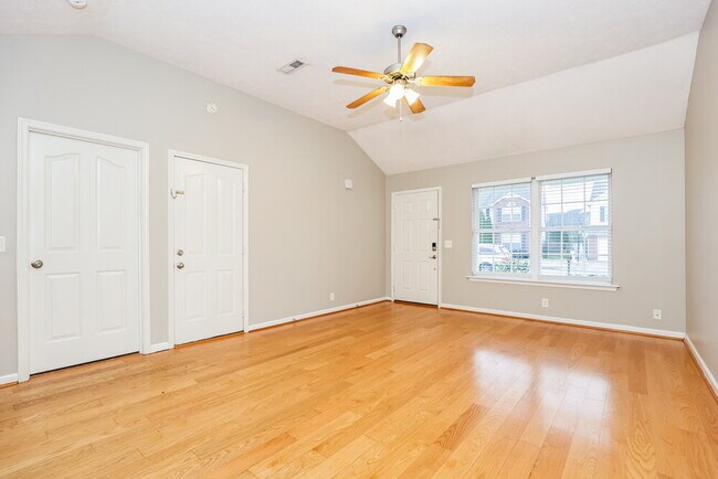 8009 Maggie Ct, Antioch, TN 37013 - photo 4