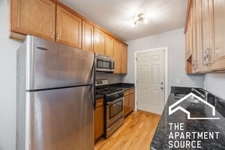4548 W George St Unit 3, Chicago, IL 60641