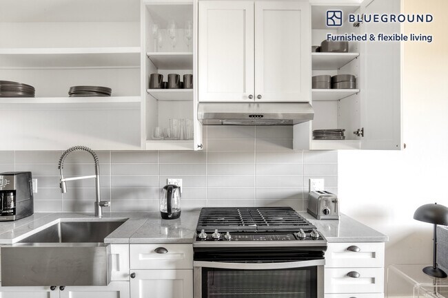 3 Tingey Square SE unit FL3-ID277, Washington, DC 20003 - photo 6