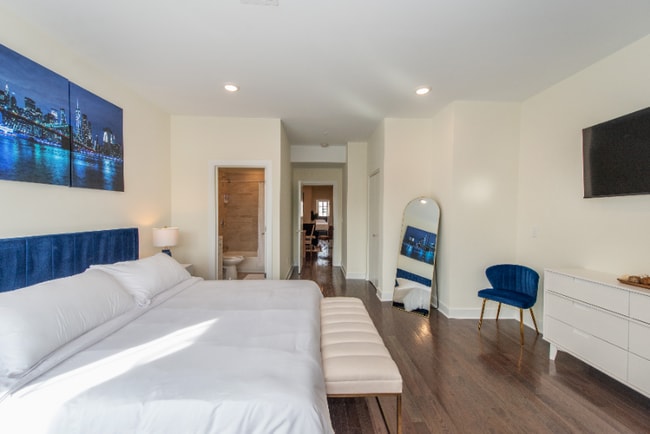 1608 52nd St unit A, North Bergen, NJ 07047 - photo 3