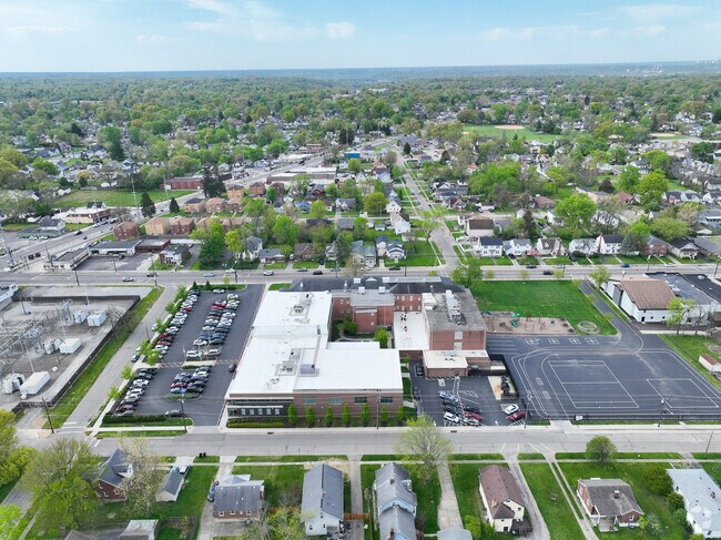 Amity Elementary Schoolis the top choice for area families to send their student.