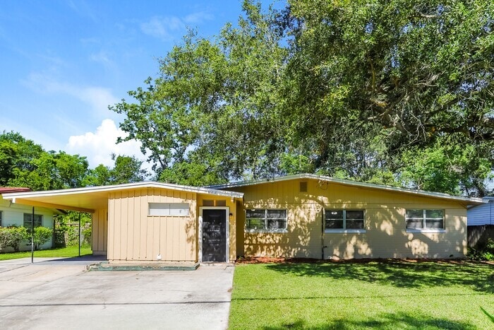 4022 Rodby Dr, Jacksonville, FL 32210 - photo 1