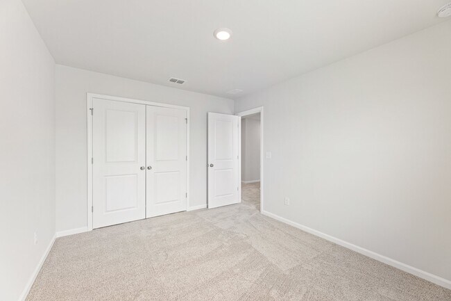 7181 Brushwood Bend, Lithonia, GA 30058 - photo 2