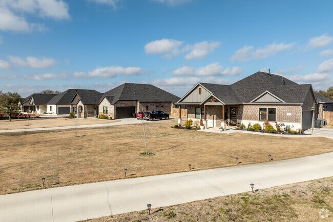 Larger lot homes in Terrell give a rural feel to the area.