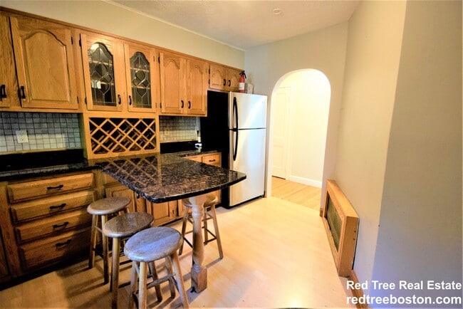 11 Undine Rd unit 1, Boston, MA 02135 - photo 3