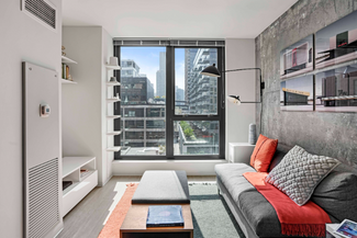 709 N Wells St, Chicago, IL 60654