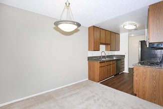 7315 Winnetka Ave Unit 105, Los Angeles, CA 91306