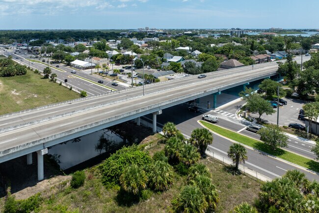 Bouchelle Island residents access nearby cities and beyond via highway Routes 1 and 44.