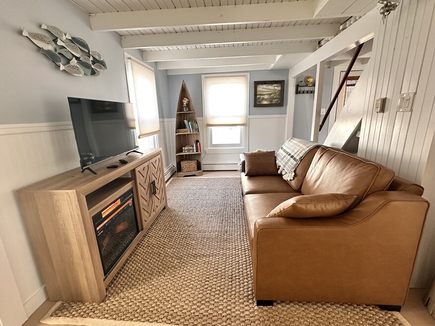 24 Myrtle Ln, South Portland, ME 04106 - photo 1