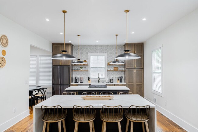 619 S Peachtree St unit ID1019262P, Norcross, GA 30071 - photo 3