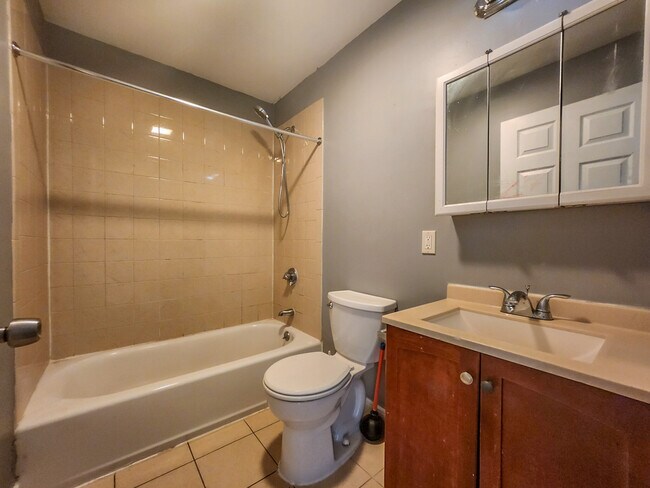 12 Fox St unit 3, Dorchester, MA 02122 - photo 4
