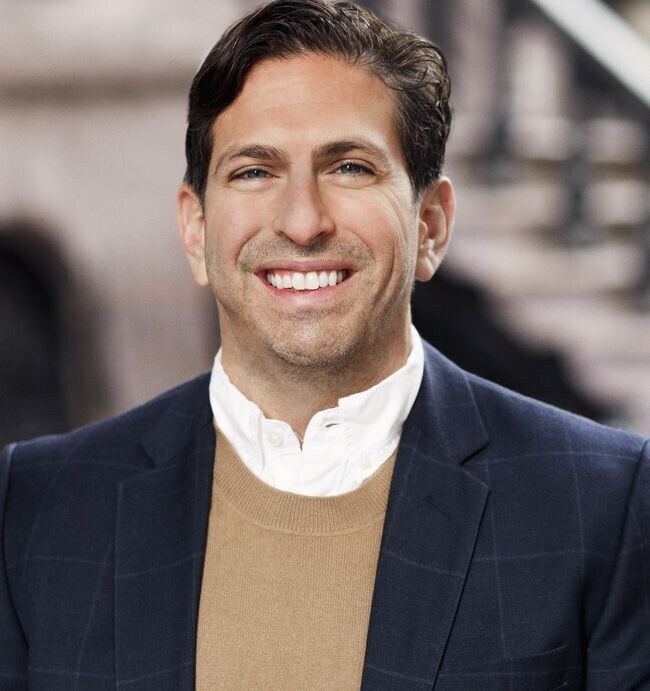 Agent Photo