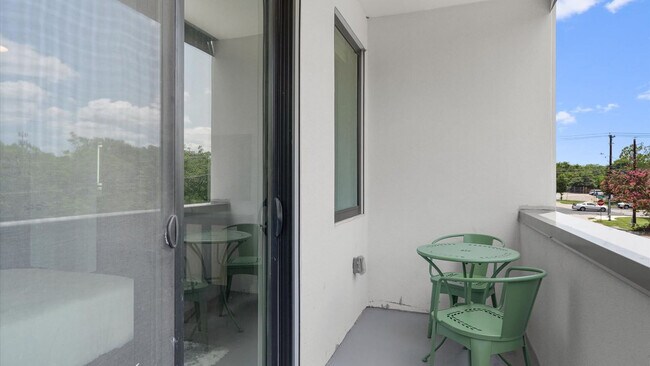 5515 Humming Bird Ln unit ID1244701P, Austin, TX 78745 - photo 5