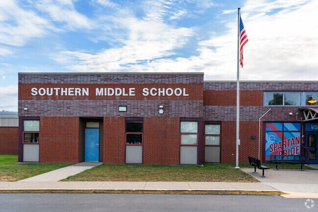 Southern Middle School in Lexington, K.Y. has around 800 students enrolled.
