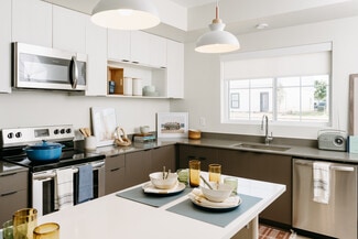 240 Aberlady Dr, Seneca, SC 29678