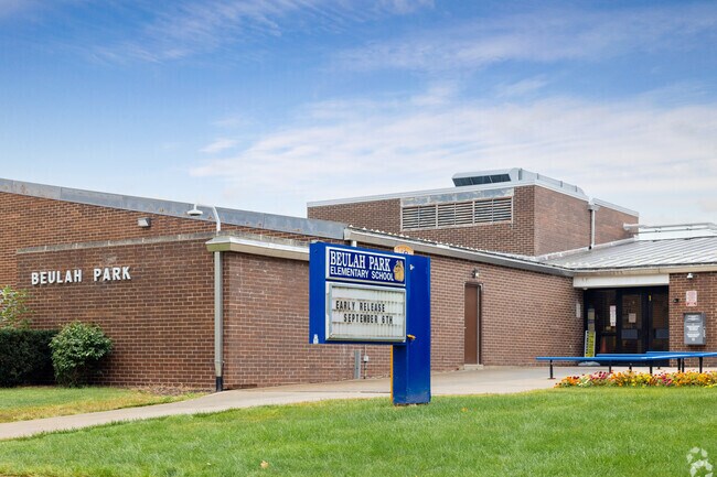 Beulah Park Elementary School is a public school in Zion, Ilinois.