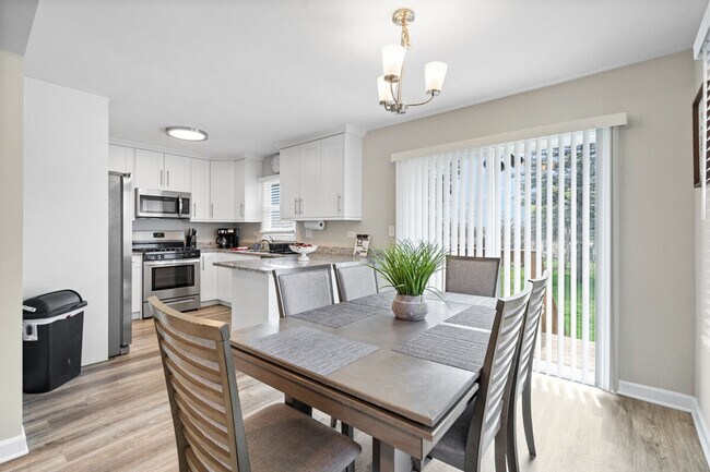 804 Willow St unit ID1285016P, Lake In the Hills, IL 60156 - photo 6