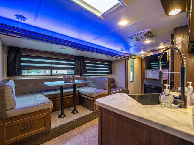 1905 W St Louis St unit ID1358958P, Tampa, FL 33607 - photo 3