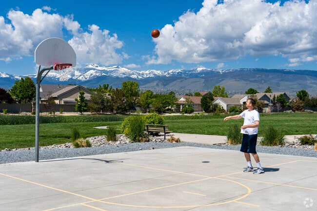 You can find several well-maintained basketball courts in Double Diamond.