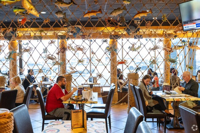 Enjoy your favorite Cajun seafood at Pier 17 in Hurstbourne Acres.
