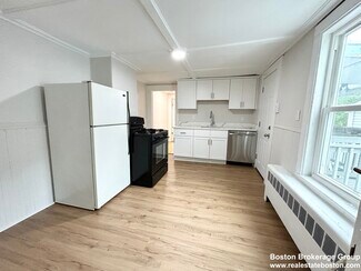 13 Saratoga St Unit 12 Saratoga #2, Boston, MA 02128