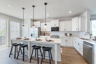 206 N Leach St, Greenville, SC 29601