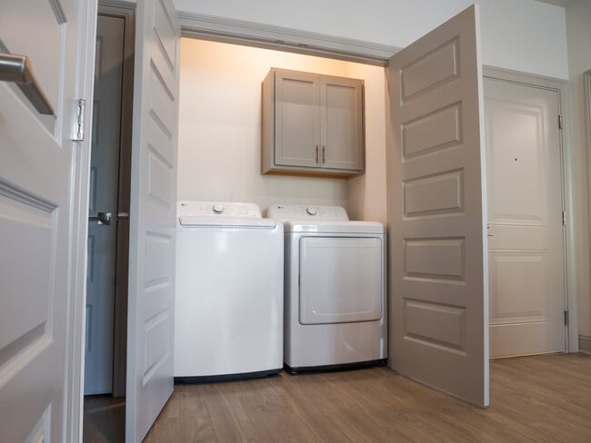 The Merlot: 1BR, 1BA- Laundry In-Unit