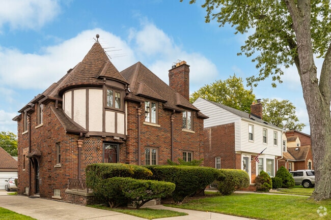 Franklin Park includes Tudor Revival homes with castle-like silhouettes and ivy accents.