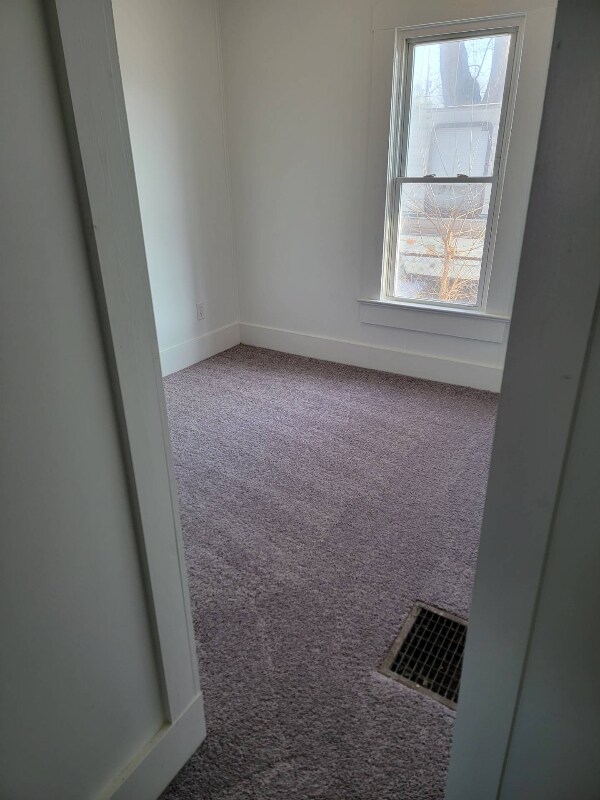 913 E 28th St, Marion, IN 46953 - photo 1