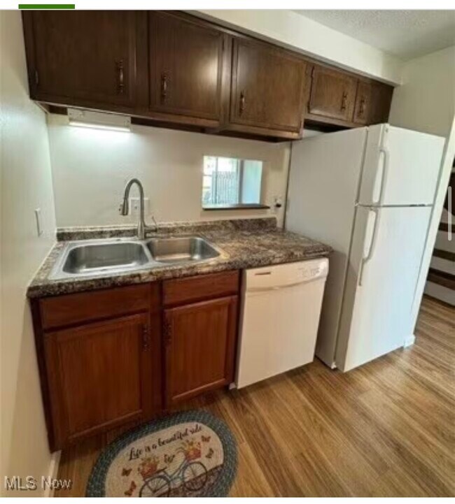 5221 Cline Rd, Kent, OH 44240 - photo 4