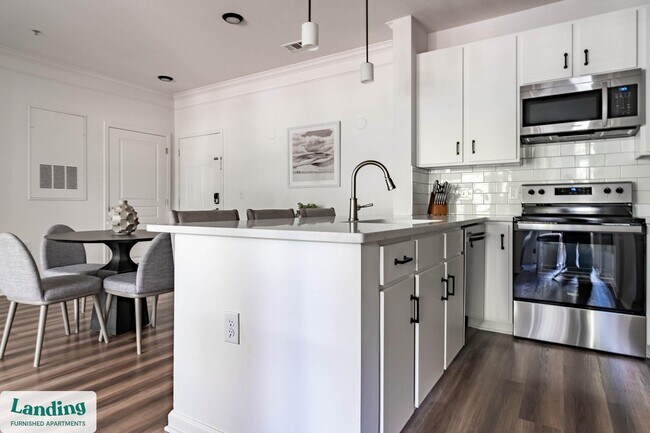 1017 Umstead Hollow Place unit 2220, Cary, NC 27513 - photo 4