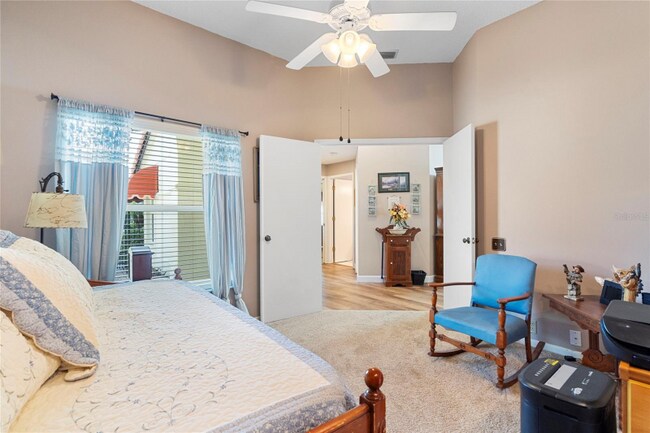 4966 Clubview Ct E, Bradenton, FL 34203 - photo 5