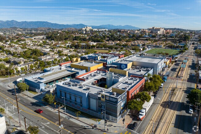 Felicitas & Gonzalo Mendez High School contains 38 classrooms.