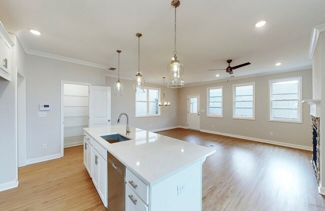 107 Winsome Way unit 36457571, Woodstock, GA 30188 - photo 5