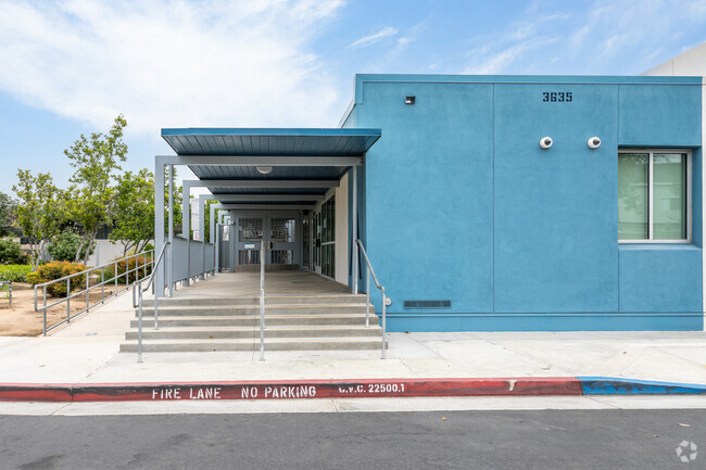 The welcoming entrance for students at Madison Elementary School in Magnolia Center, CA.